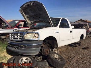 Stock #509: 99' Ford F150 Parting Out.